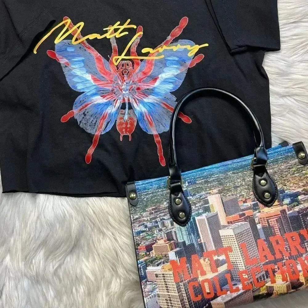 Matt Larry Collection Short Sleeve T- Shirt and Purse Set Black Size Medium
